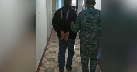 «Ақмола облысында 12 жастағы қызды зорлап кетті»: Күдікті ұсталды