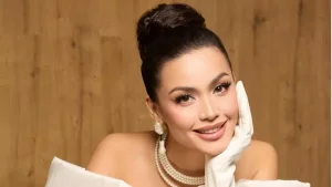 Ақбота Сейітмағамбет жаңа үйін көрсетті