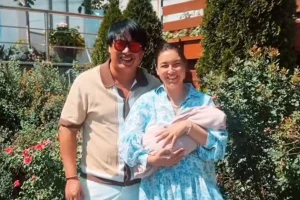 Бүркіт жары Аишаны жалғыз өзі перзентханадан шығарып алды