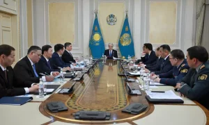 Тоқаев министр Қарабаевқа сөгіс жариялады