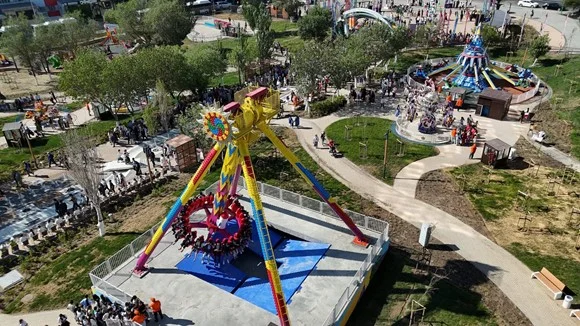 Бұлшық ет әйелдермен секс порно Бисексуалды Липецк