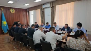 ЖАҢАҚОРҒАН АУДАНЫНДА КЕЗЕКТІ КОМИССИЯ ОТЫРЫСЫ ӨТТІ