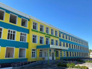 ҚАЗАЛЫДА 8 МЕКТЕПКЕ АҒЫМДАҒЫ ЖӨНДЕУ ЖҰМЫСТАРЫ ЖҮРГІЗІЛУДЕ