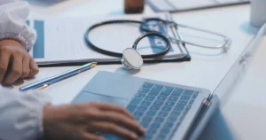 9 жастағы баланың өкпесінен ұзындығы 1,5 метрге жуық катетер сымы табылды