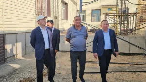 АУДАН ӘКІМІ ЖАҢА ҚҰРЫЛЫС НЫСАНЫН АРАЛАДЫ