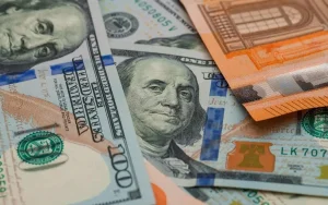 Доллар, еуро мен рубльдің бүгінгі бағамы қандай