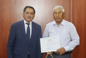 Берік Сәрменбаев құрылыс саласы қызметкерлері мен ардагерлерін кәсіби мерекемен құттықтады