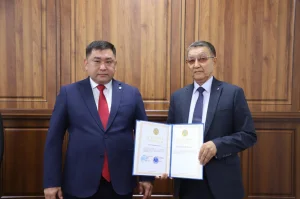 Құрметпен зейнетке шығарып салды