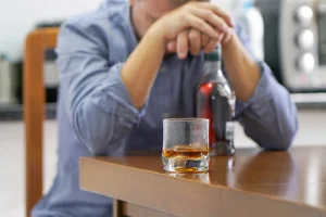 Ер адам ішіп алып үш жасар баласын өлтіріп тастаған