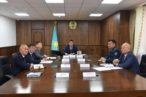 Қазалы ауданында егін жинау науқаны мен жылу беру маусымына дайындық пысықталды