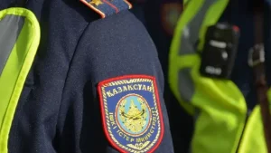 Полицейлер өздеріне оқ атқан ер адамды атып өлтірді