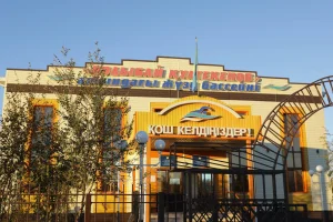 Аудан әкімі Ардақ Ибраимов жабық бассейннің ішкі жөндеу жұмыстарын бақылады