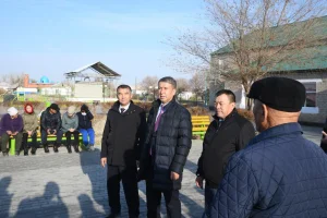 Аудан әкімі Қожабақы және Бозкөл ауылдарының тұрғындарымен кездесті