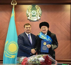 Аймақ басшысы мемлекет және қоғам қайраткері Мұхтар Құл-Мұхаммедпен кездесті