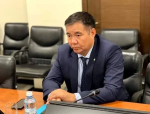 Ауданның экс әкімі 15 тәулікке қамалды