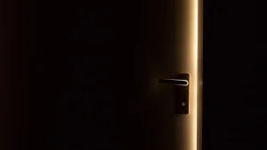 Министрлік үй аралауға шыққан ба?