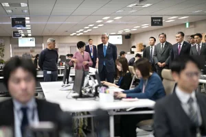 Тоқаев Токионың Төтенше жағдайлар жөніндегі ахуалдық орталығын аралады