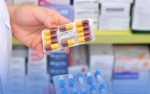 Дәрі бағасын әлі де түсіру керек — Олжас Бектенов