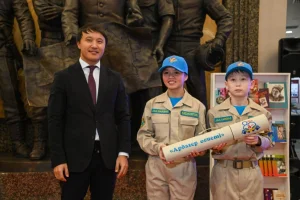 Әскери-тарихи мұражай Бауыржан Момышұлының туған күніне орай экспозиция көрсетті