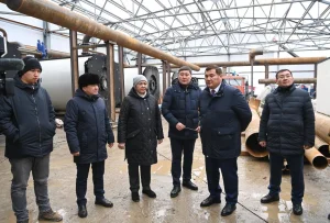 Аймақ басшысы сол жағалаудағы автономды блок-модульді қазандық құрылысымен танысты