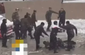 Жол үстінде жаппай төбелес орын алды.