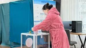 Референдум күні жаңа туған 44 сәби тіркелді