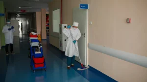 «Дәрігерлерге демалыссыз жұмыс істеткен лауазым иелері жазаланды»