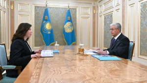Тоқаев білім беру жүйесін жаңарту үшін Сүлейменовамен келісім жасады