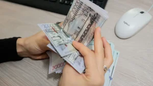 Жеке мәліметтерді жариялаймын деп 25 млн теңге бопсалаған әйел ұсталды