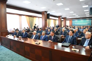Олжас Бектенов облыс активімен кездесуде Мемлекет басшысының атынан Нұрлыбек Нәлібаевқа алғыс білдірді