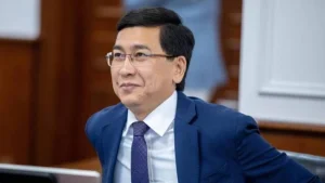 Informburo.kz. Суретте: Асхат Аймағамбетов