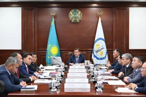 ҚЫЗЫЛОРДА ОБЛЫСЫНДА ТЕМІРЖОЛ САЛАСЫ МЕН ИНФРАҚҰРЫЛЫМЫН ДАМЫТУ МӘСЕЛЕСІ ҚАРАЛДЫ