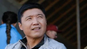 «Әйелге шамасы келмегеннен...»: Әнші күтпеген мәлімдеме жасады