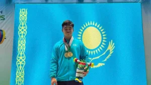 15 жастағы қазақстандық спортшы ауыр атлетикадан әлем чемпионаты атанды