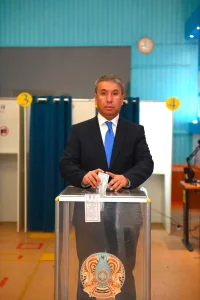 ҚАЗАЛЫ АУДАНЫНЫҢ ӘКІМІ ҚҰРЫЛТАЙ САЙЛАУЫНДА ДАУЫС БЕРДІ