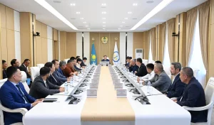 ҚҰРЫЛЫС КОМПАНИЯЛАРЫНЫҢ БАСШЫЛАРЫМЕН КЕЗДЕСТІ
