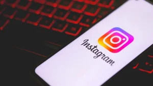 Әйел Instagram-дағы жарнамаға алданып, 7 миллион теңгесінен айырылды