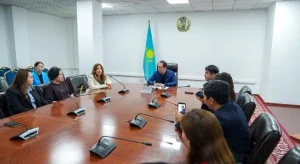 МЕДИЦИНАЛЫҚ ҚАБЫЛДАУ ӨТКІЗГЕН ДӘРІГЕРЛЕРДI ҚАБЫЛДАДЫ